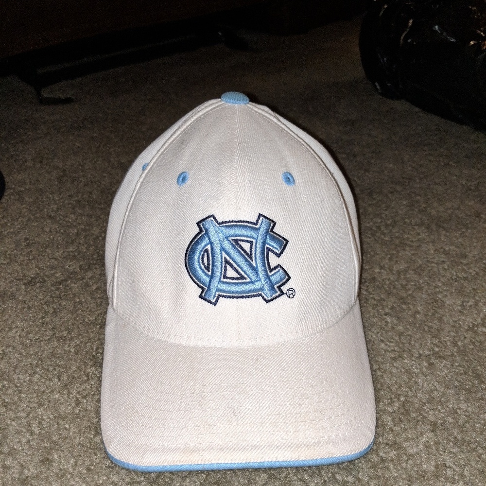 UNC fitted hat